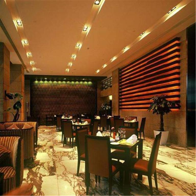 Hundred Centuries Hotel Shanghai Restaurant photo